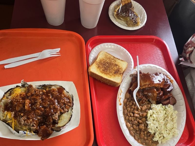 Hickory House food